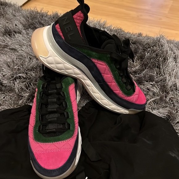 Chanel shoes size 7 - Picture 6 of 8